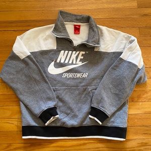 Nike 1/4 zip sweatshirt